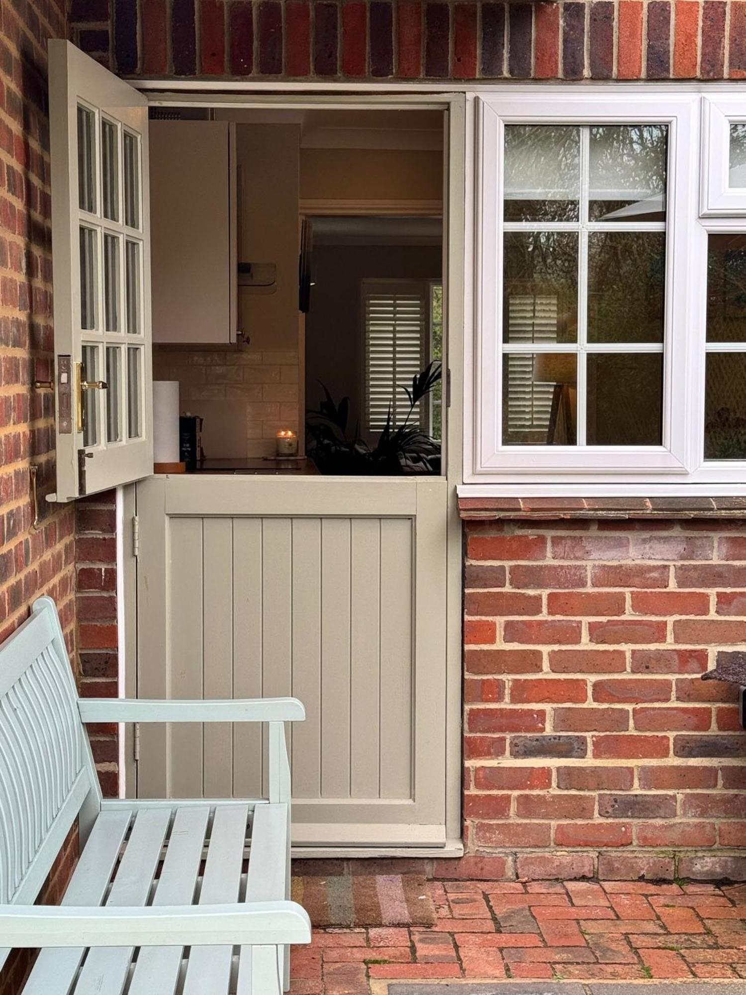 'Bramley Fall Cottage' ' On Site Ev Point - Attached Cottage,3 Separate Bedrooms -1 On Ground Level, Sleeps 6, 2 Bathrooms, Sandy Wittering Beach 8Min Drive, Rural Location, Child Friendly, Small Breed Dog Friendly, Private Parking Chichester Exteriör bild