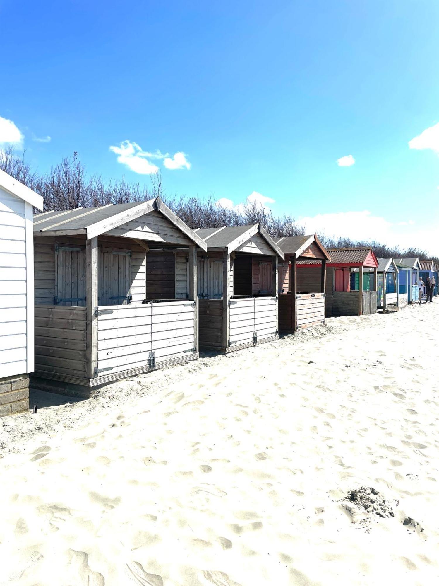 'Bramley Fall Cottage' ' On Site Ev Point - Attached Cottage,3 Separate Bedrooms -1 On Ground Level, Sleeps 6, 2 Bathrooms, Sandy Wittering Beach 8Min Drive, Rural Location, Child Friendly, Small Breed Dog Friendly, Private Parking Chichester Exteriör bild